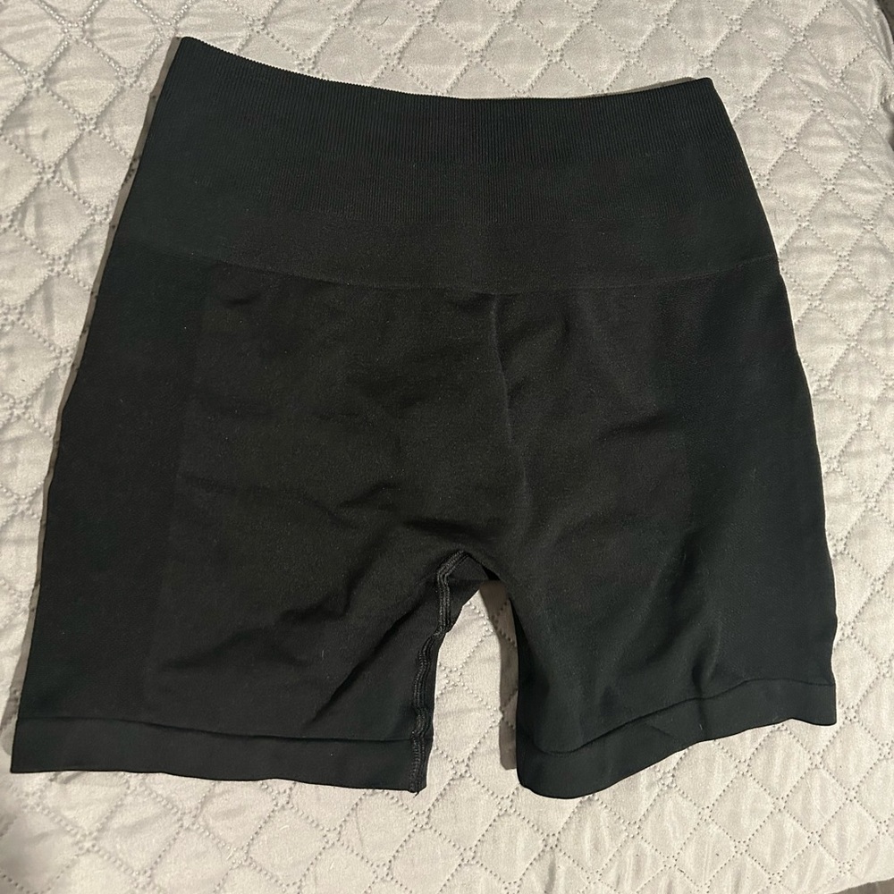 Alphalete Amplify Shorts